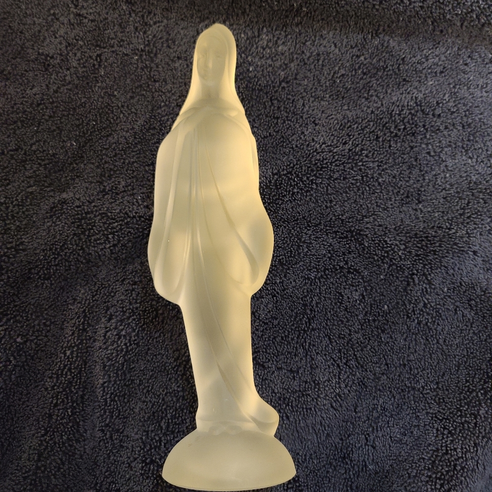Satin Glass Madonna